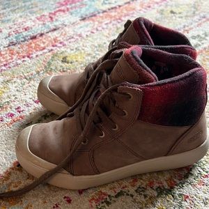 Keen Elana mid ankle brown hiking boot